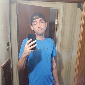 Meet your Posher, Devin